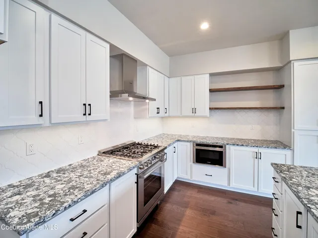 $685,000 | 953 East RR Avenue, Post Falls, ID 83854