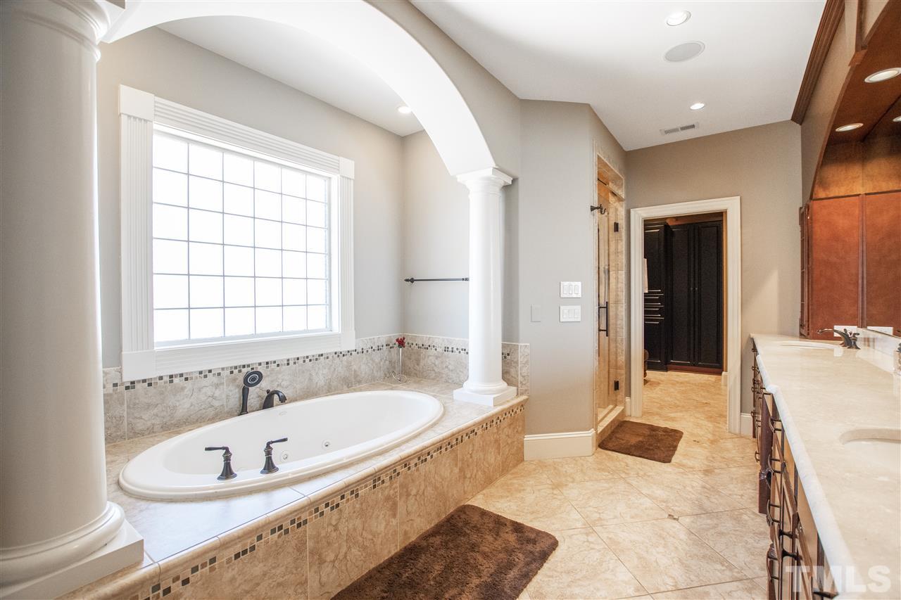 1715 Picadilly Lane Raleigh, NC 27608 - Photo 23 of 30