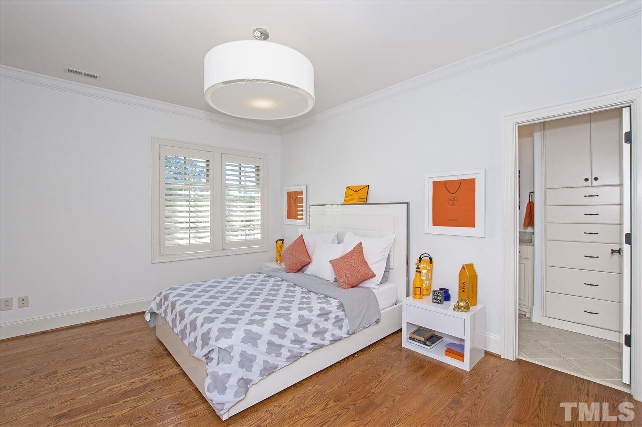 1715 Picadilly Lane Raleigh, NC 27608 - Photo 25 of 30
