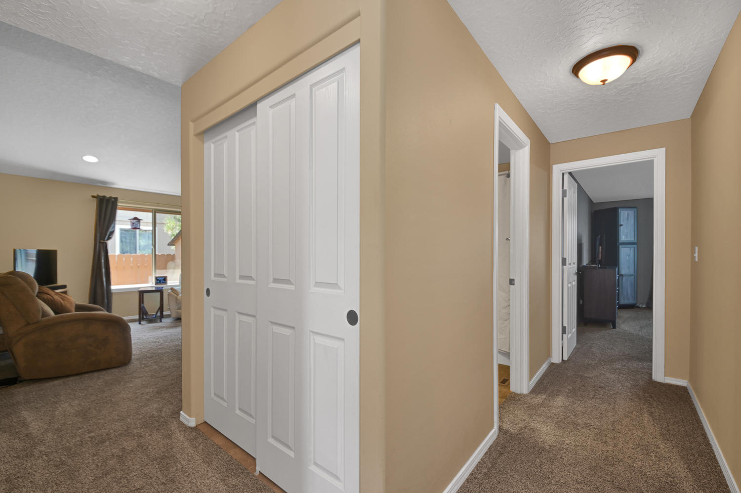 16439 Riley Drive La Pine, OR 97739 - Photo 19 of 42 3b