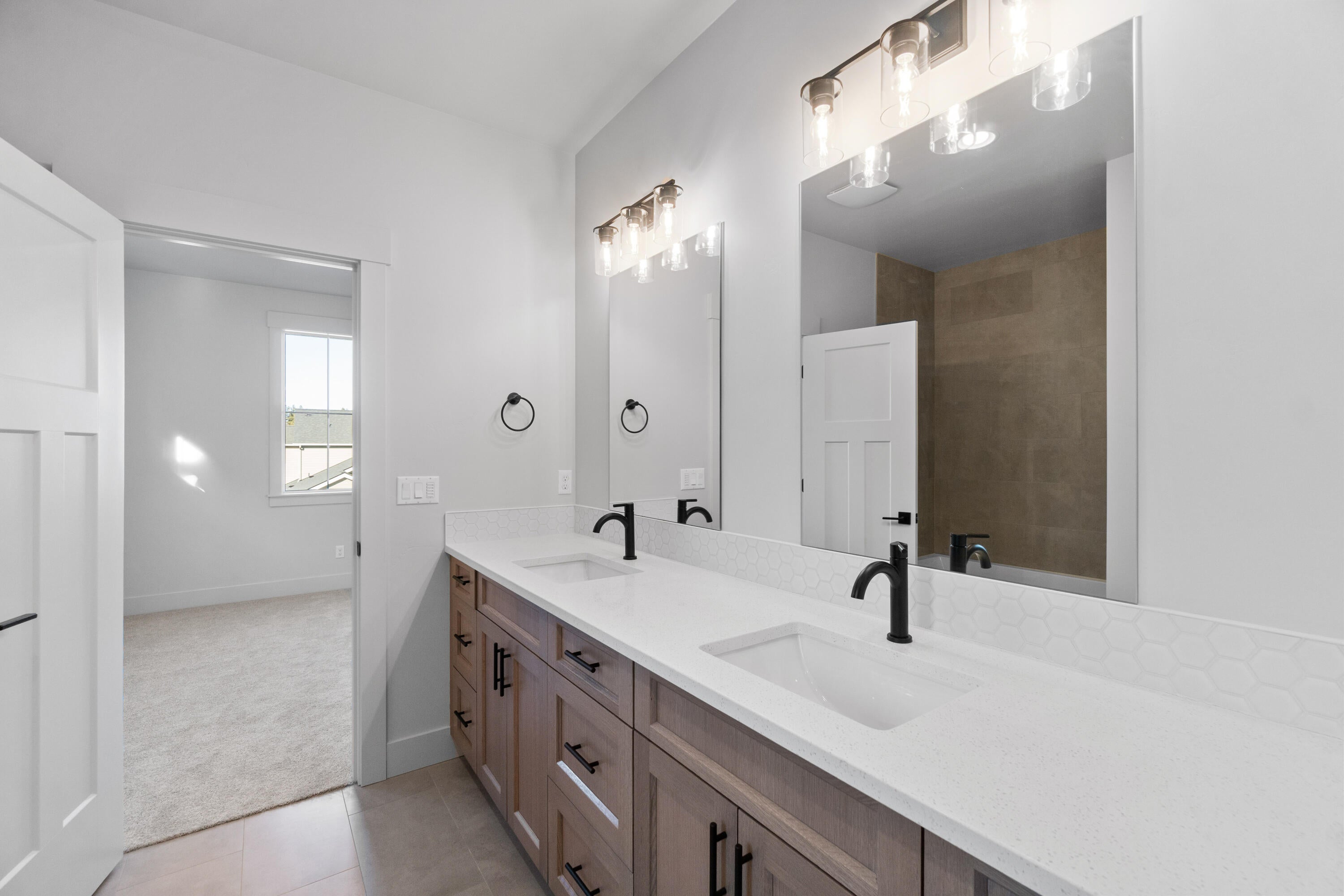20490 Murphy Road Bend, OR 97702 - Photo 17 of 26 RileyVisualsa-18