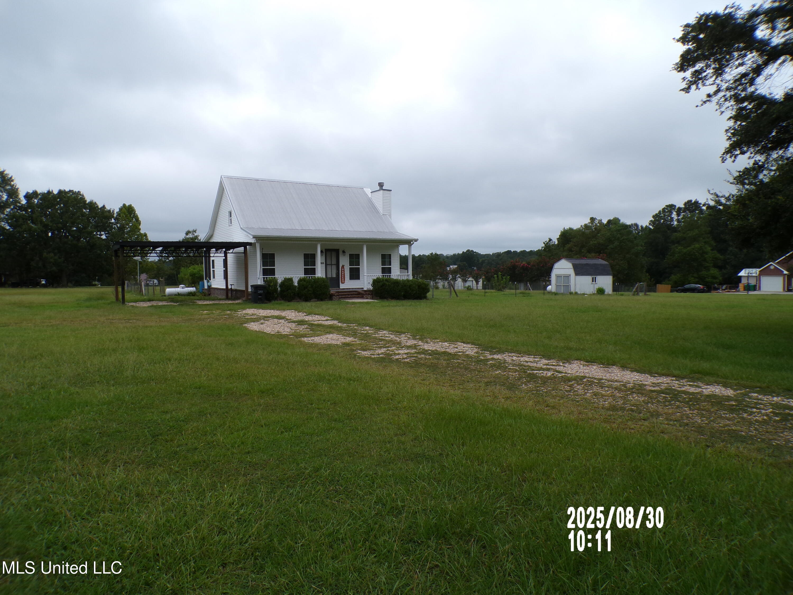 269 Lumpkin Road Carriere, MS 39426 - Photo 3 of 3 100_0093