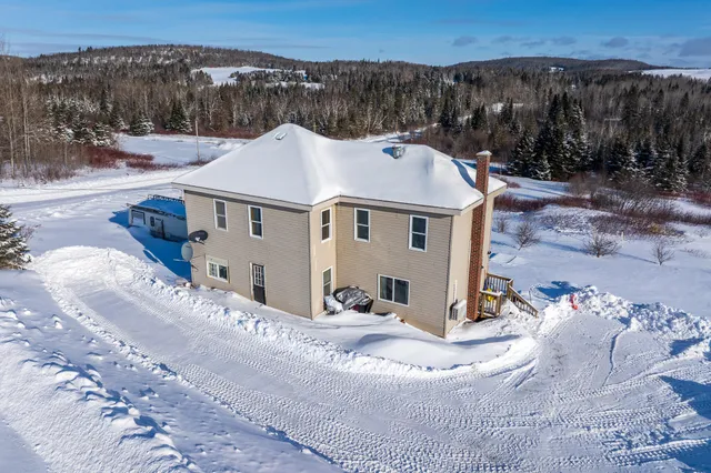 $210,000 | 100 Morneault Road, St. Agatha, ME 04772
