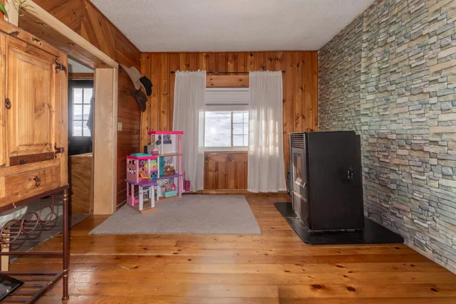 $210,000 | 100 Morneault Road, St. Agatha, ME 04772