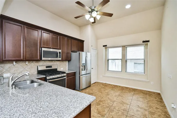 $2,300 | 20210 Stonebridge Terrace Drive, Richmond, TX 77407