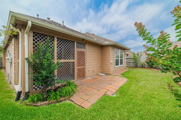 $2,300 | 20210 Stonebridge Terrace Drive, Richmond, TX 77407