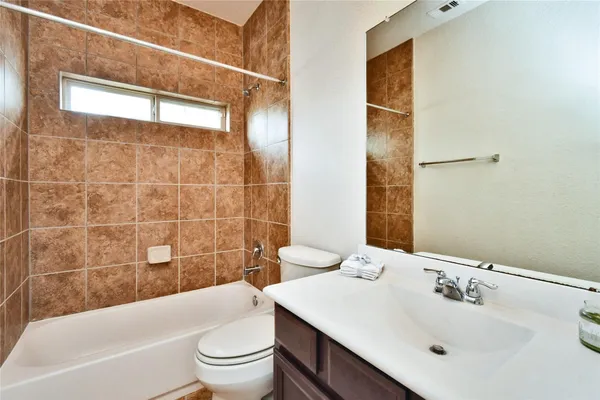 $2,300 | 20210 Stonebridge Terrace Drive, Richmond, TX 77407