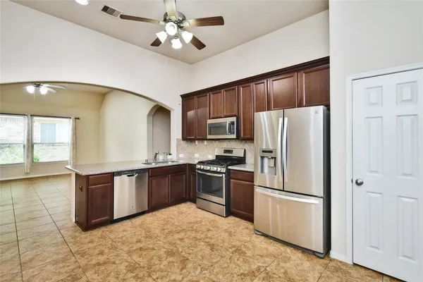 $2,300 | 20210 Stonebridge Terrace Drive, Richmond, TX 77407