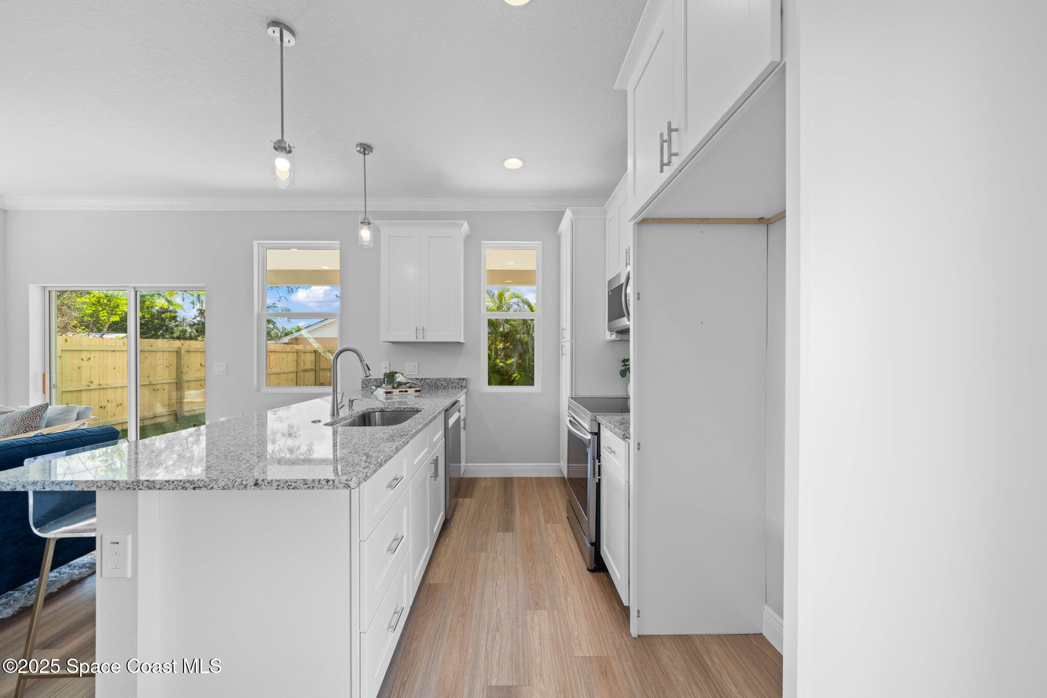 10 Dunham Street Melbourne, FL 32901 - Photo 8 of 23 10-web-or-mls-10-dunham-st