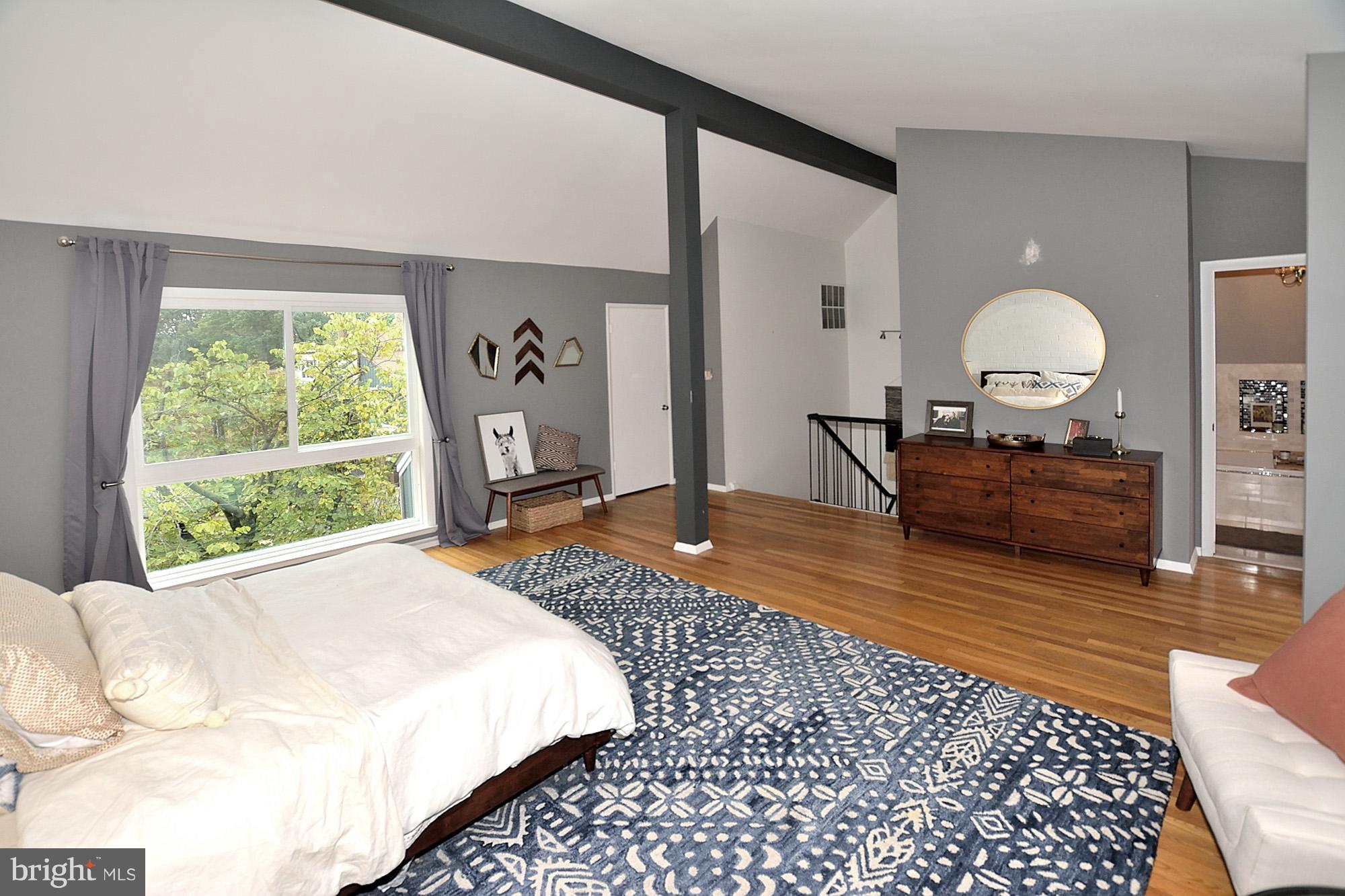 11518 Links Drive Reston, VA 20190 - Photo 20 of 30 Bedroom (Master)