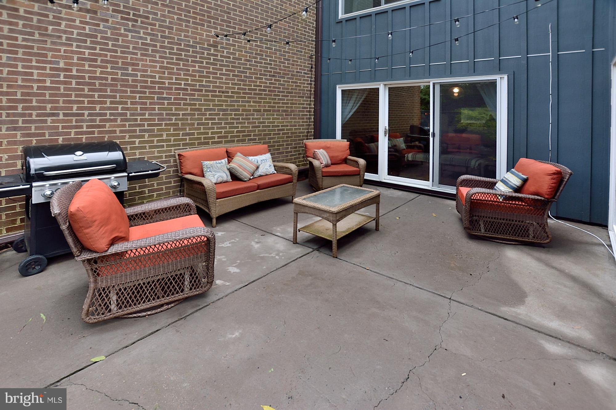 11518 Links Drive Reston, VA 20190 - Photo 29 of 30 Exterior (Rear)