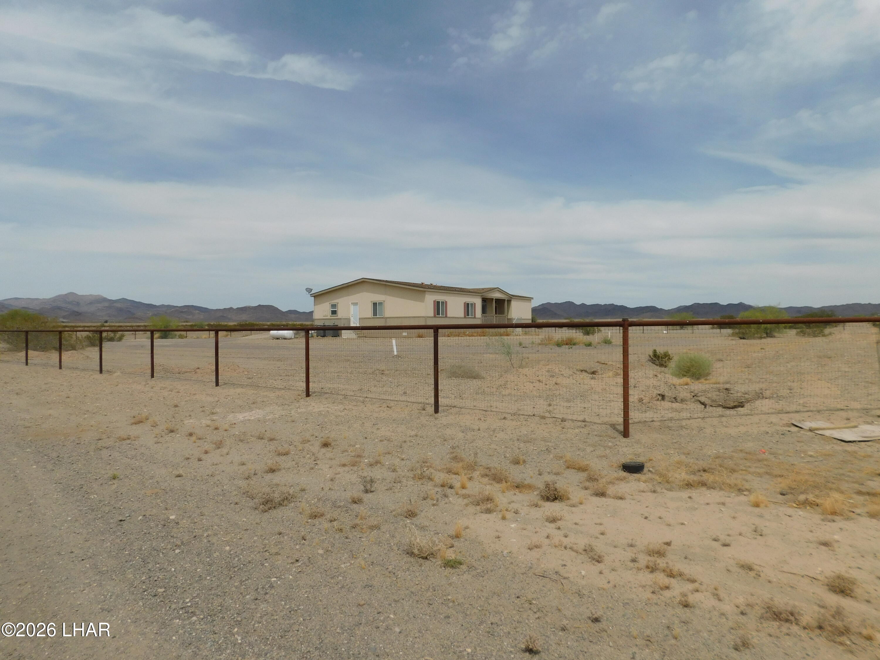 42159 Harms Way Salome, AZ 85348 - Photo 2 of 16 a view of outdoor space with city view