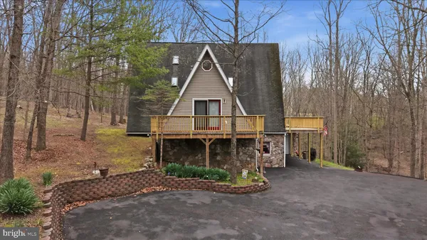 $535,000 | 154 Spook Hollow Road, Berkeley Springs, WV 25411