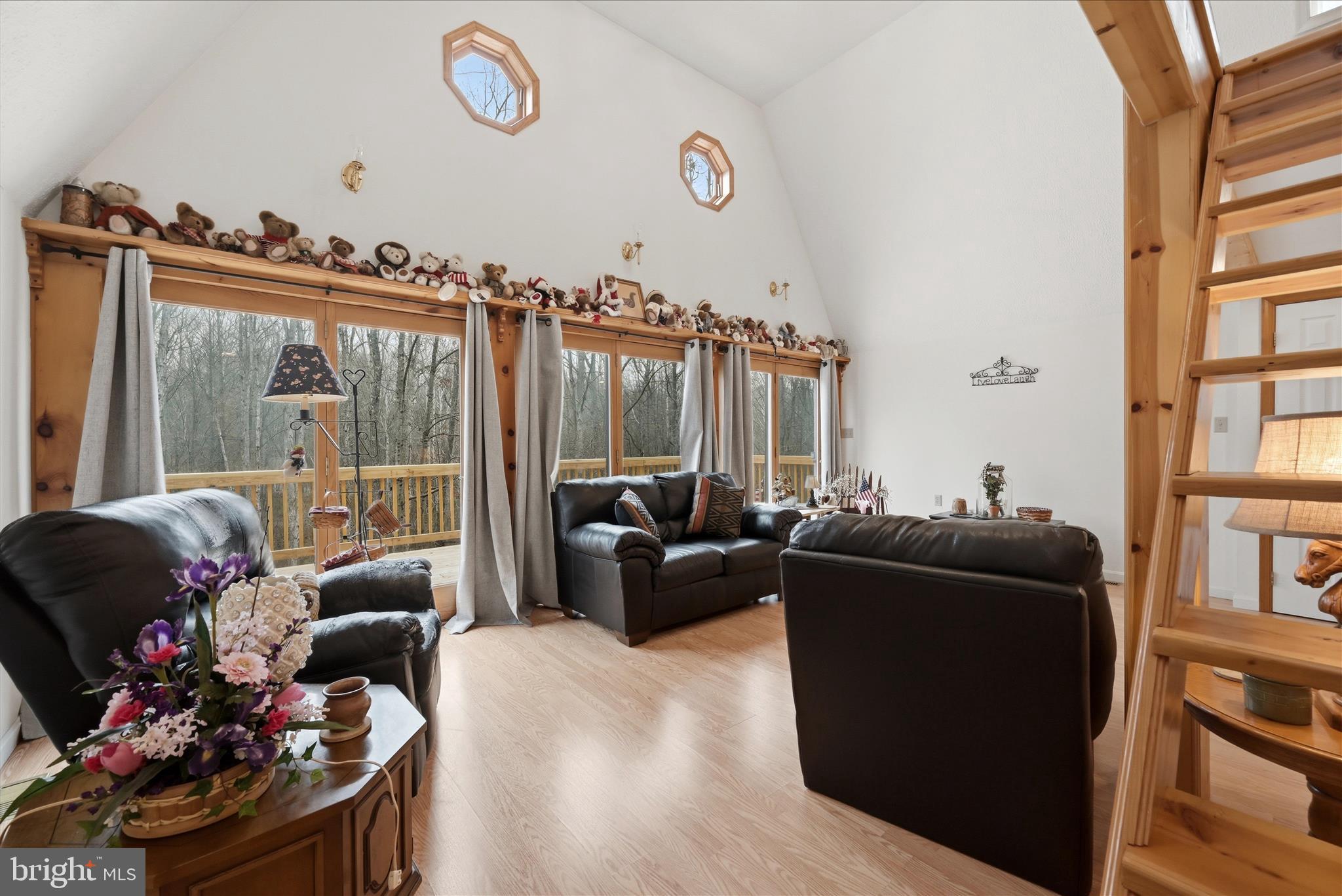 154 Spook Hollow Road Berkeley Springs, WV 25411 - Photo 16 of 60 Family Room