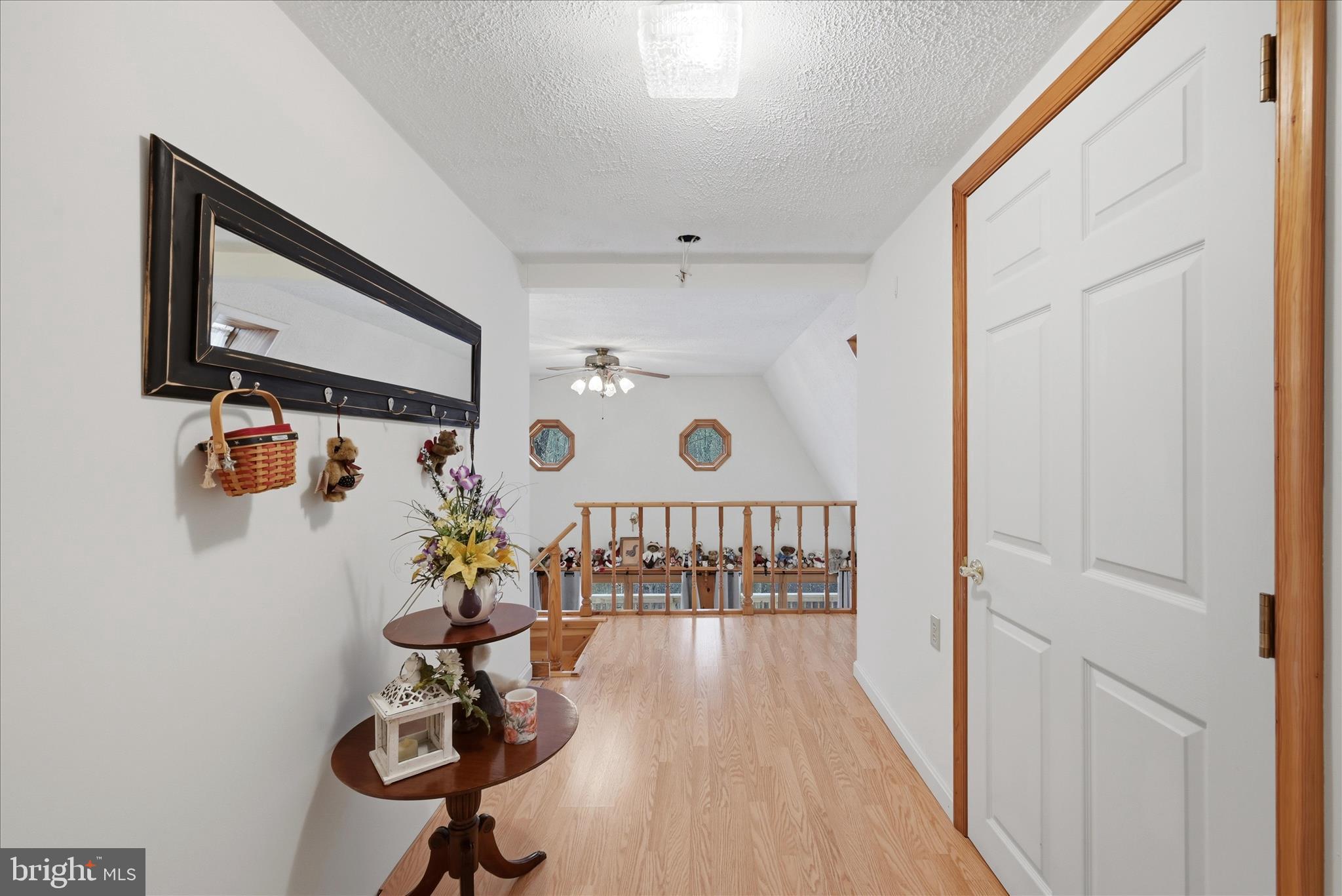 154 Spook Hollow Road Berkeley Springs, WV 25411 - Photo 20 of 60 Hallway