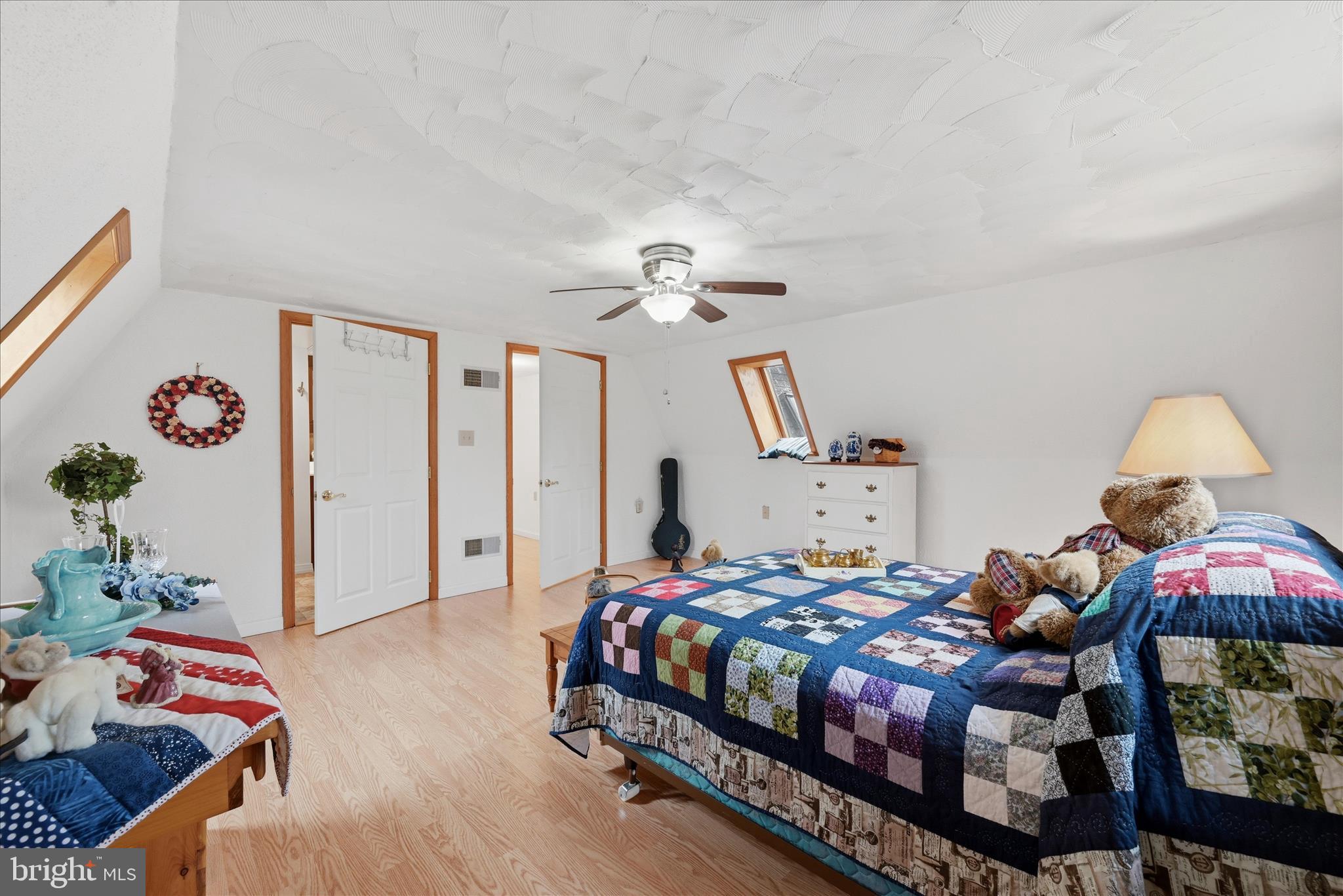 154 Spook Hollow Road Berkeley Springs, WV 25411 - Photo 23 of 60 Bedroom