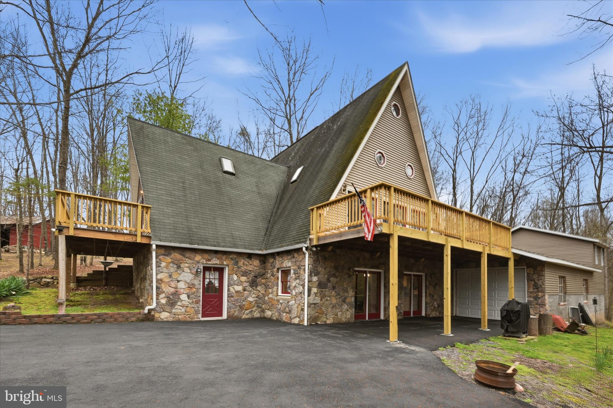 154 Spook Hollow Road Berkeley Springs, WV 25411 - Photo 3 of 60 Front Exterior