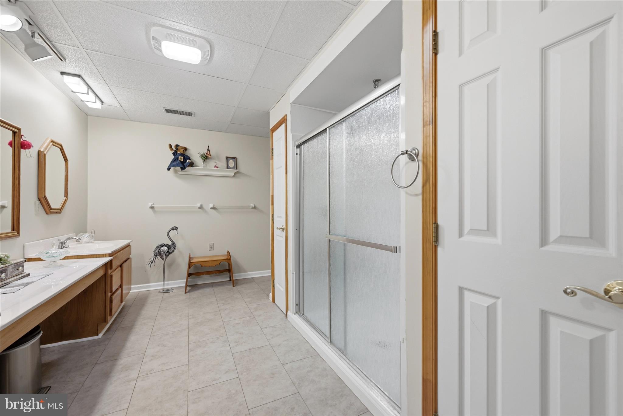 154 Spook Hollow Road Berkeley Springs, WV 25411 - Photo 34 of 60 Primary Bathroom