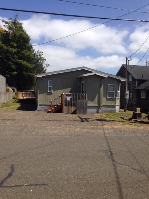 204 3rd Street Garibaldi, OR 97118 - Photo 1 of 18 204 third st garibaldi.php