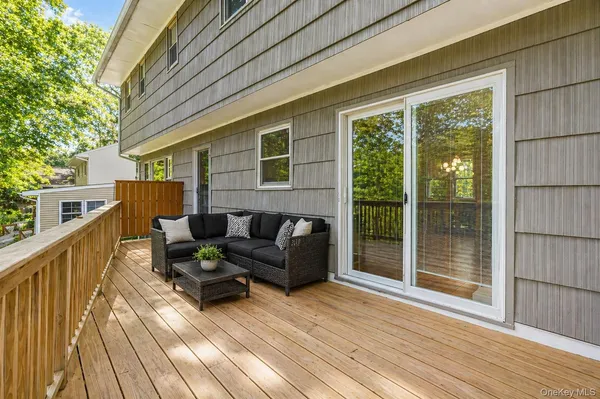 $11,000 | 10 Lundy Lane, Larchmont, NY 10538
