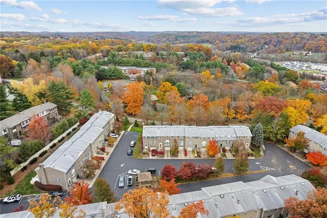 $275,000 | 1613 Harewood Square, Wexford, PA 15090