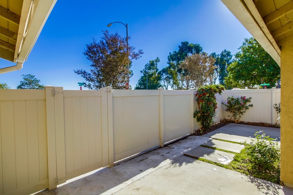 294 Countryhaven Road Encinitas, CA 92024 - Photo 15 of 20 Gallery Image 15