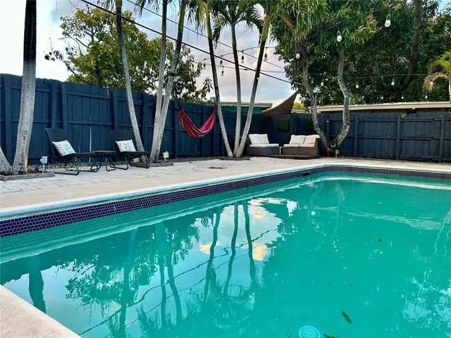 $4,200 | 13560 Northwest 2nd Avenue, Unit 13560, North Miami, FL 33168