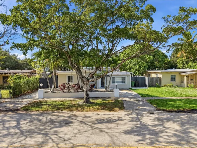 $4,200 | 13560 Northwest 2nd Avenue, Unit 13560, North Miami, FL 33168