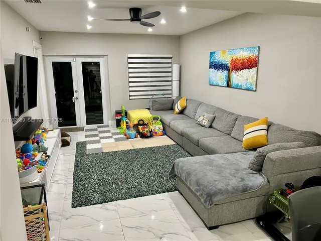 $4,200 | 13560 Northwest 2nd Avenue, Unit 13560, North Miami, FL 33168