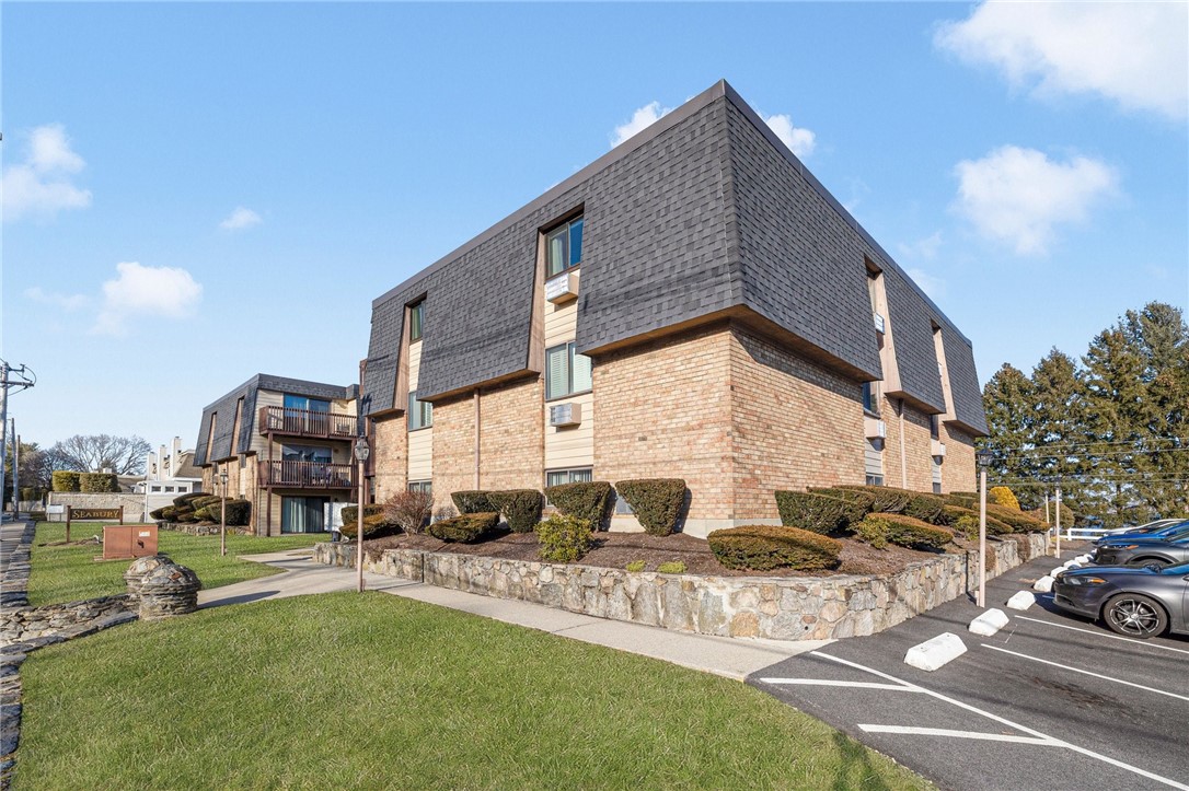 4162 Post Road, Unit 10 Warwick, RI 02818 - Photo 3 of 35 Gallery Image 3