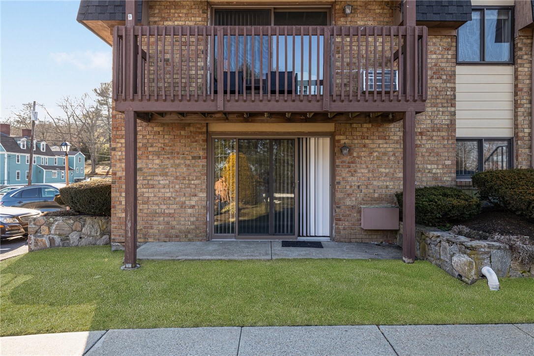 4162 Post Road, Unit 10 Warwick, RI 02818 - Photo 5 of 35 Gallery Image 5