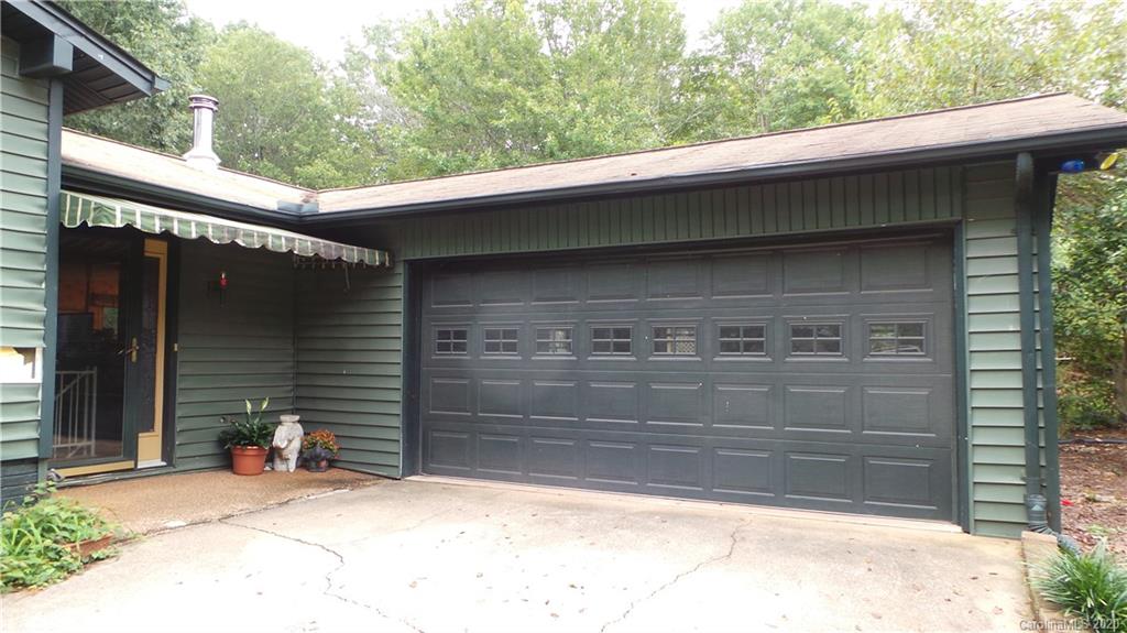 1796 Crafton Road Hickory, NC 28602 - Photo 3 of 45 Gallery Image 3