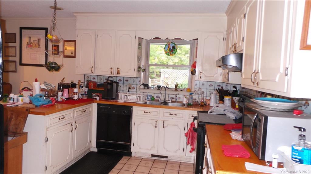 1796 Crafton Road Hickory, NC 28602 - Photo 26 of 45 Gallery Image 26