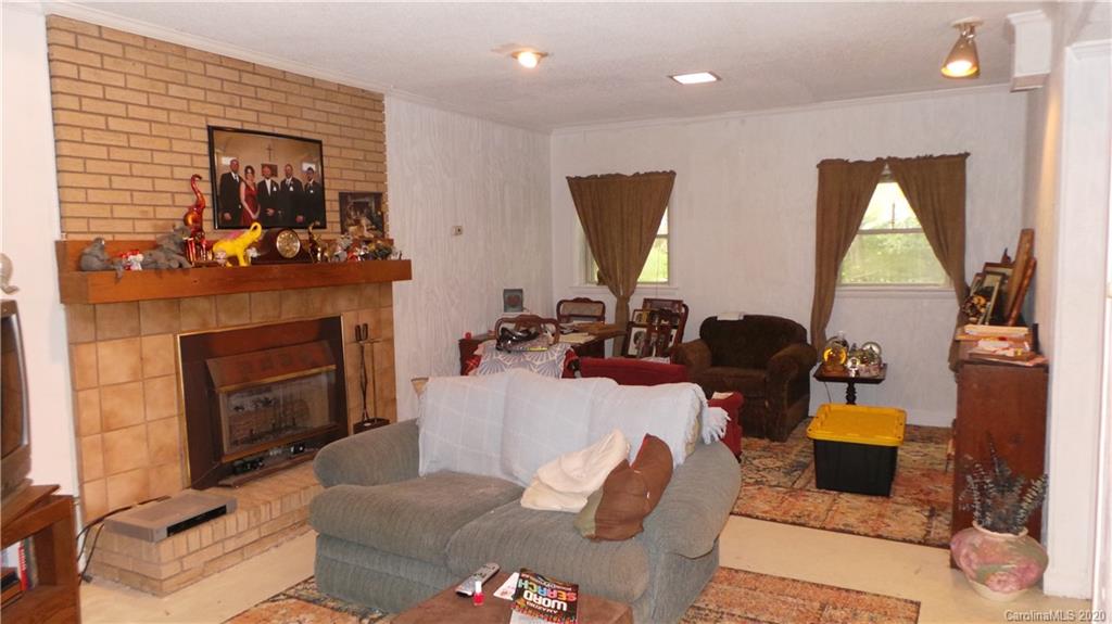 1796 Crafton Road Hickory, NC 28602 - Photo 31 of 45 Gallery Image 31