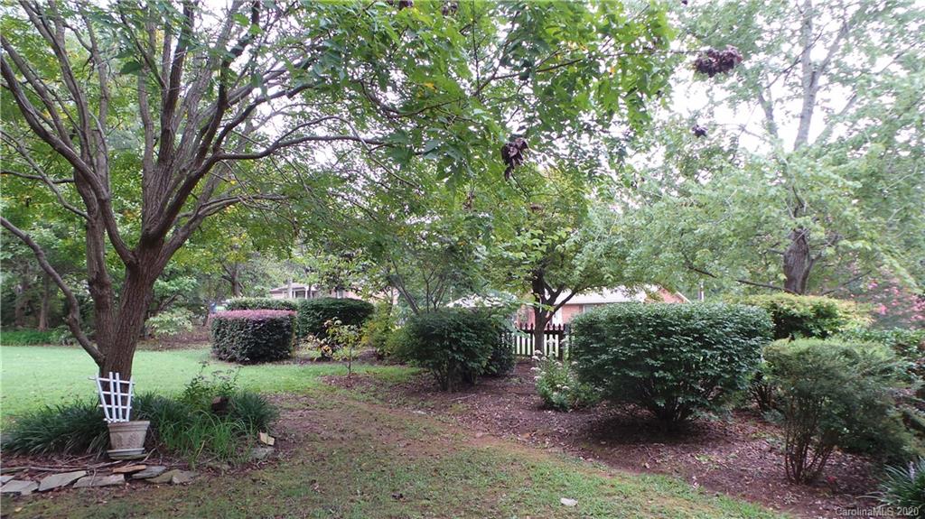 1796 Crafton Road Hickory, NC 28602 - Photo 8 of 45 Gallery Image 8