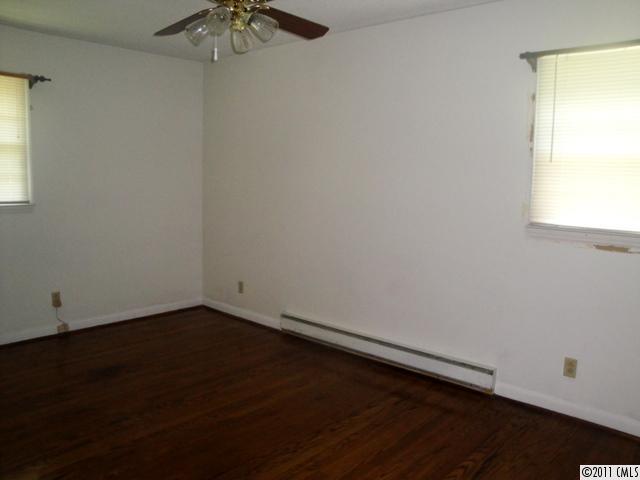 1147 Donnybrook Road Catawba, SC 29704 - Photo 7 of 16 an empty room with a window