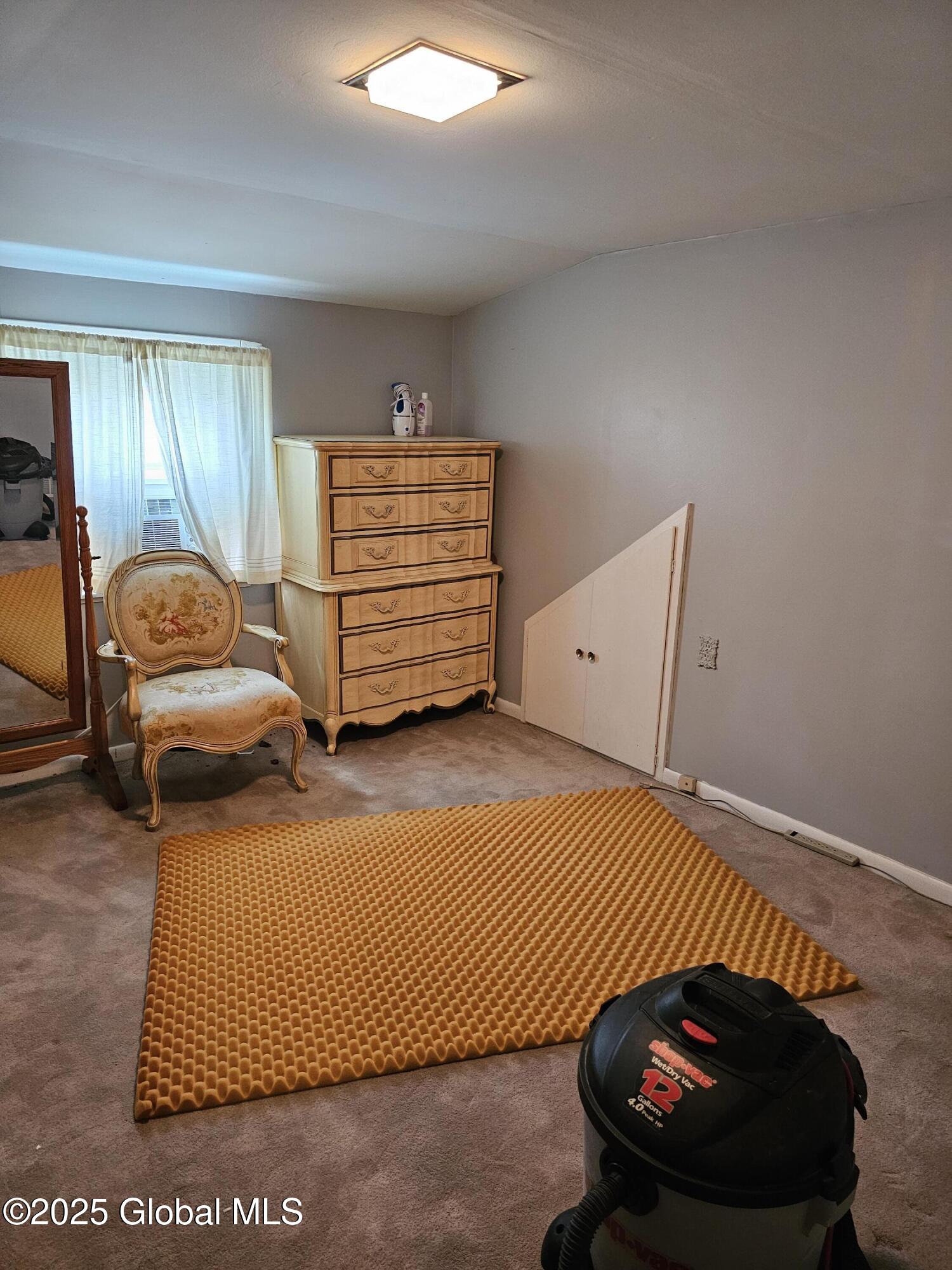 1824 Devendorf Road Schenectady, NY 12303 - Photo 11 of 20 20250507_152303