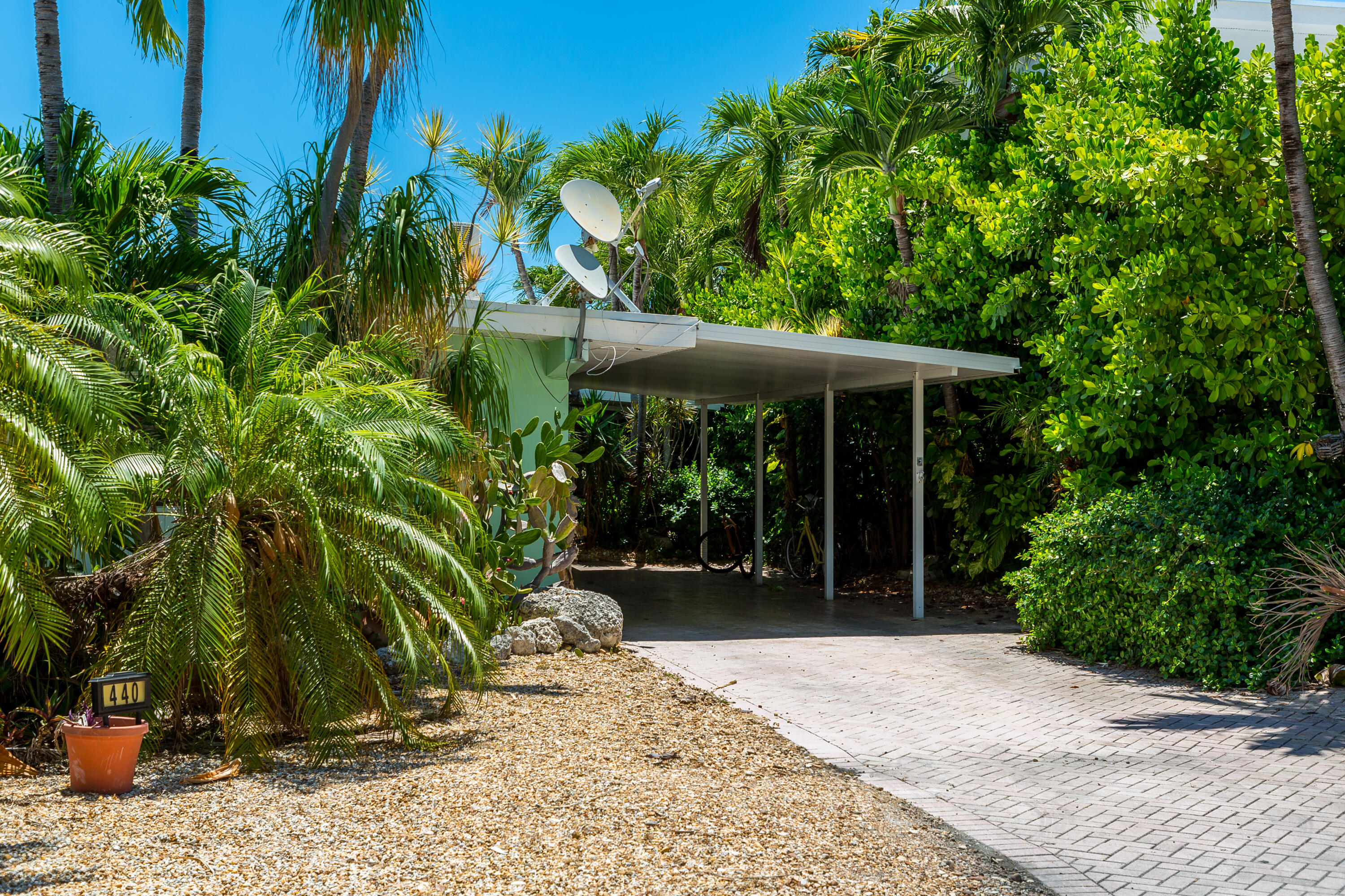 440 11th Street Key Colony Beach, FL 33051 - Photo 4 of 45 A85A5154