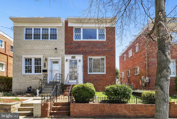 $3,300 | 7519 8th Street Northwest, Washington, DC 20012