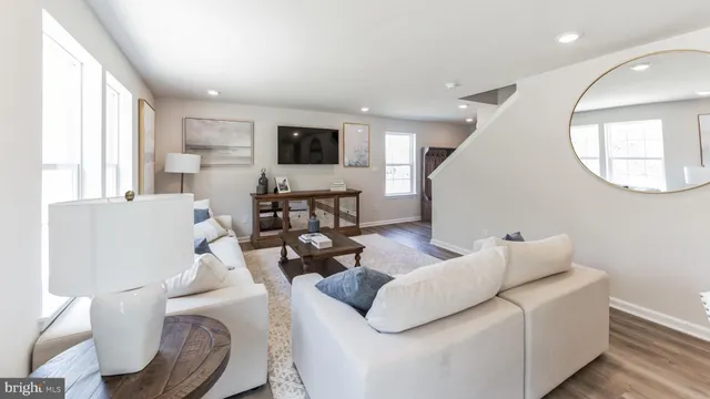 $359,990 | 305 Grantway Drive, York, PA 17404