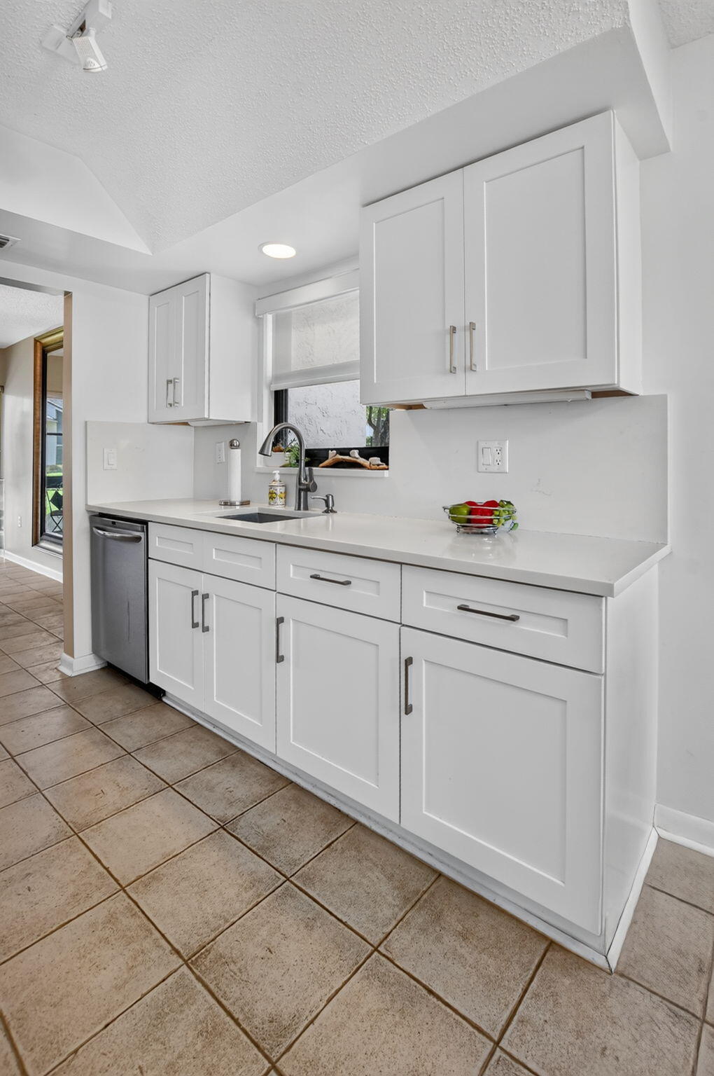 6852 Willow Wood Drive, Unit 505 Boca Raton, FL 33434 - Photo 18 of 67 19-web-or-mls-DSC_6284