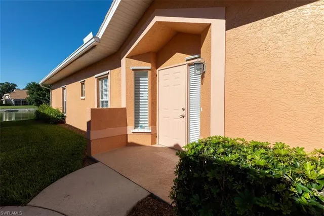 a house view with a outdoor space