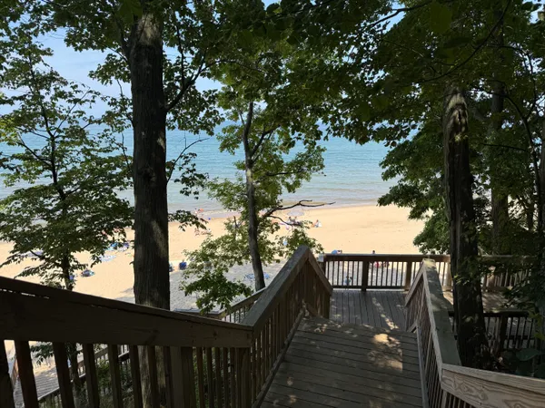 $205,000 | 6912 3rd Street, Douglas, MI 49406