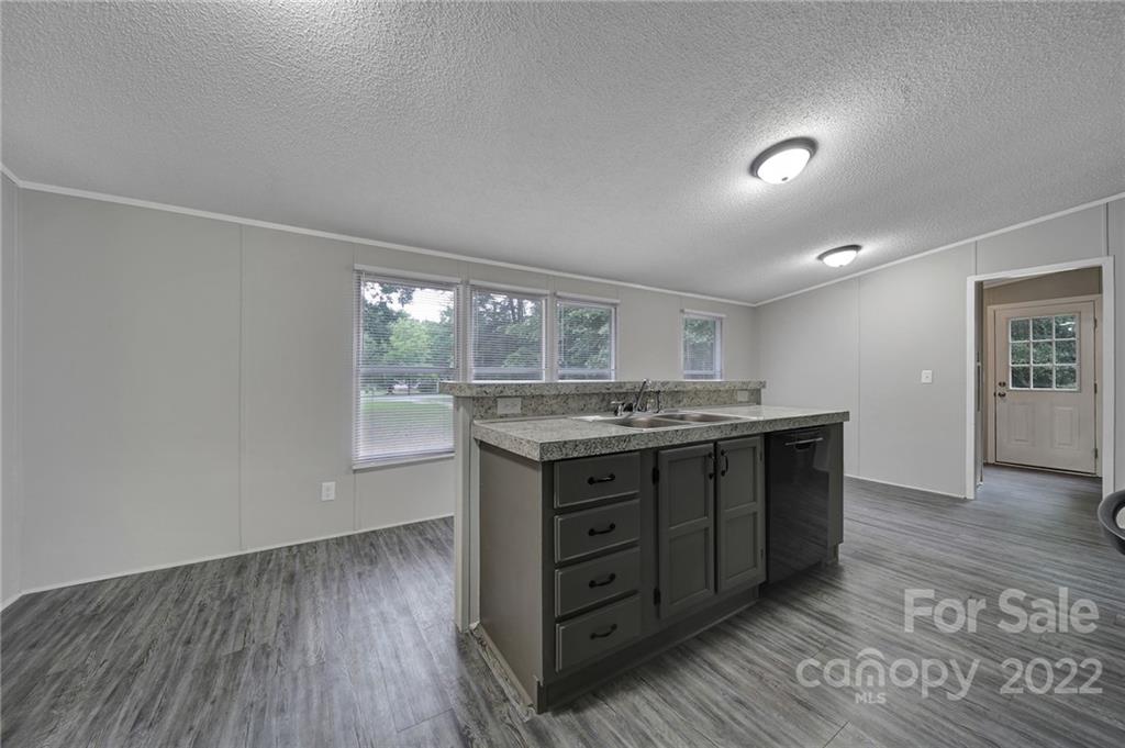 1824 Lincoln Road York, SC 29745 - Photo 12 of 33 Gallery Image 12