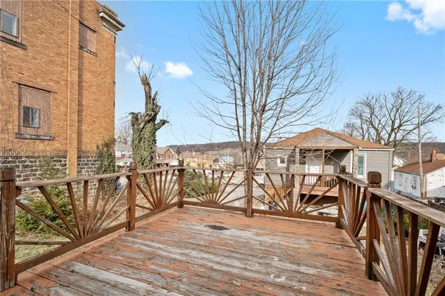 $115,000 | 320 North 4th Street, Clairton, PA 15025