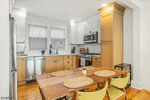 $3,100 | 46 James Street, Unit 1, Montclair, NJ 07042