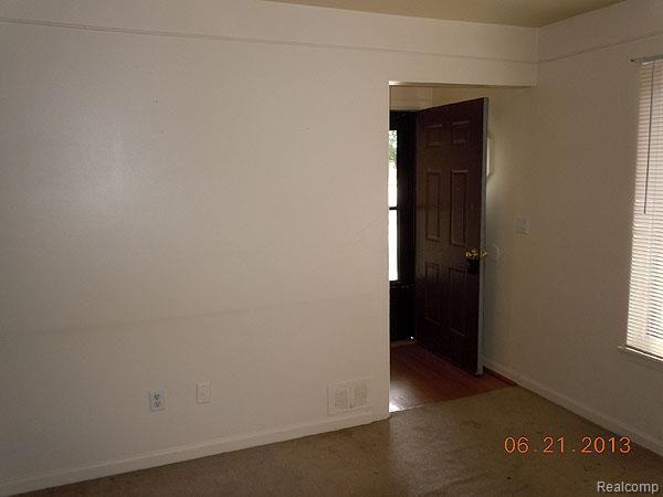 4179-4181 Venoy Road Wayne, MI 48184 - Photo 21 of 27 DSCN5078co.jpg