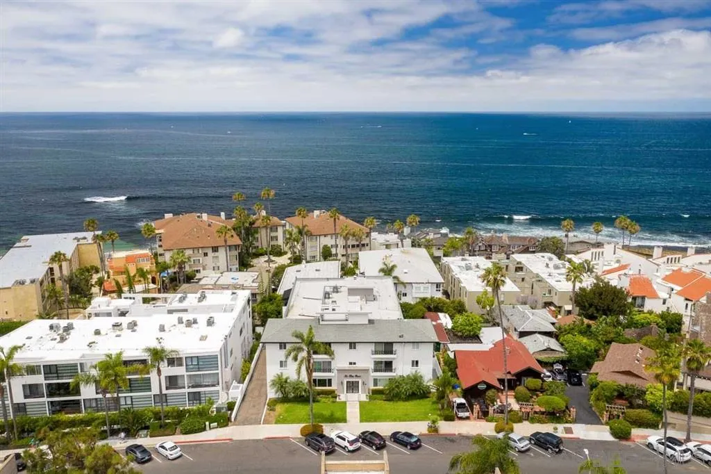 230 Prospect Street, Unit 17 La Jolla, CA 92037 - Photo 1 of 25 a view of a city