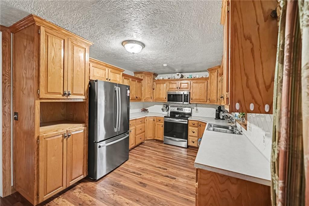19308 Snow Road Holt, MO 64048 - Photo 11 of 26 Gallery Image 11