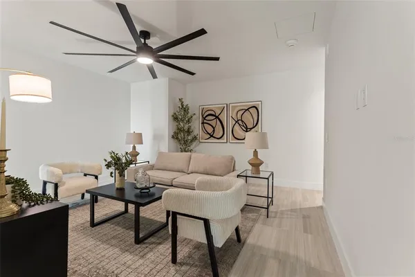 $9,500 | 3015 South Ysabella Avenue, Unit 1803, Tampa, FL 33629